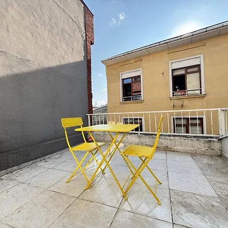 Modern Private Terrace Historic Κωνσταντινούπολη